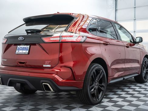 Used 2019 Ford Edge ST w/ Equipment Group 401A AWD/4WD image 5