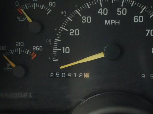Used 1994 Chevrolet Silverado 1500 2WD Regular Cab image 35