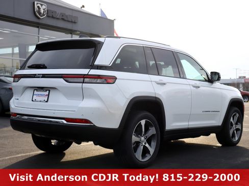New 2023 Jeep Grand Cherokee 4WD 4xe image 2