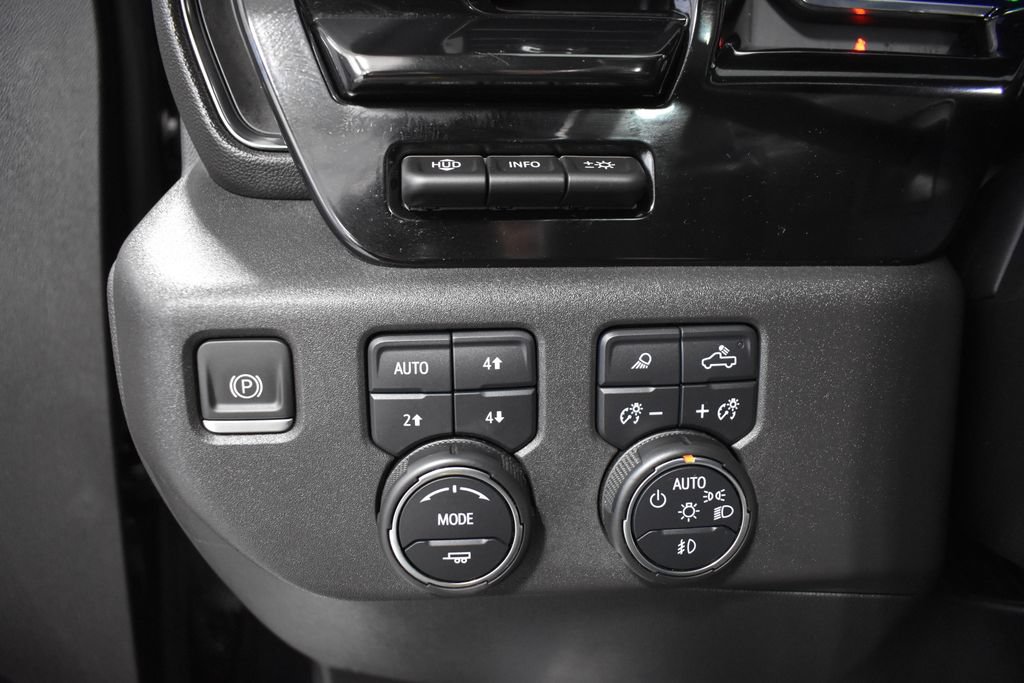 Used 2023 Chevrolet Silverado 1500 ZR2 w/ Technology Package AWD/4WD image 21