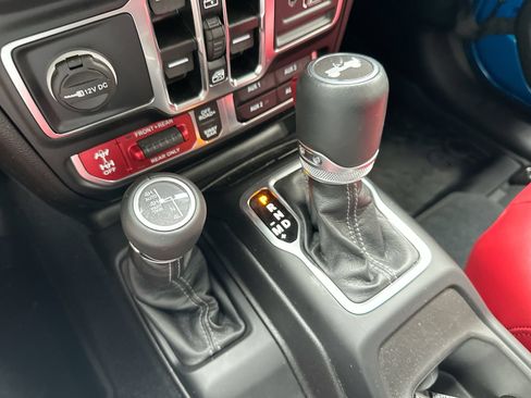 Used 2024 Jeep Wrangler Unlimited Rubicon 392 AWD/4WD image 20