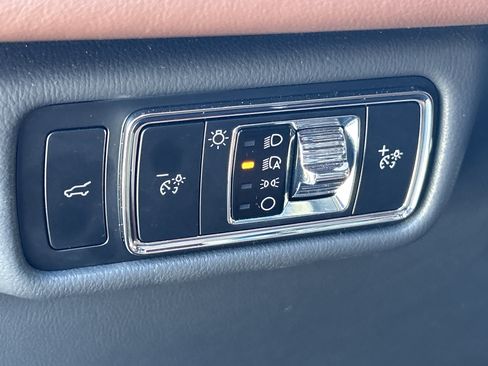 Used 2025 Lincoln Aviator Reserve w/ Illumination Package image 23