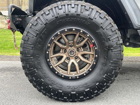 Used 2020 Jeep Wrangler Rubicon w/ LED Lighting Group AWD/4WD image 36