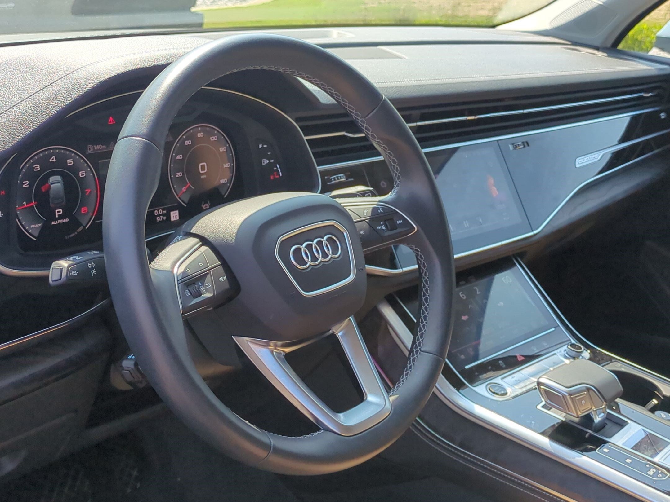 Used 2025 Audi Q7 3.0T Premium Plus w/ Premium Plus Package AWD/4WD image 17