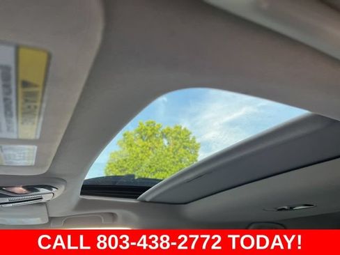 Used 2022 Subaru Outback Onyx Edition XT AWD/4WD image 11