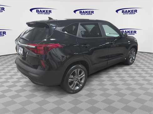 Used 2021 Kia Seltos LX image 5