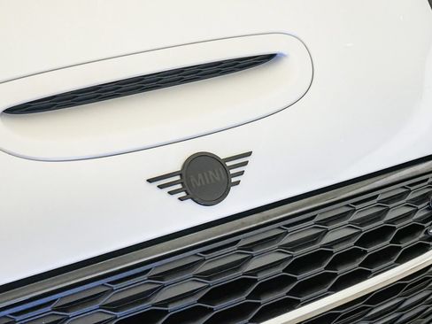 Used 2024 MINI Cooper Clubman S w/ Signature Upholstery Package FWD image 8