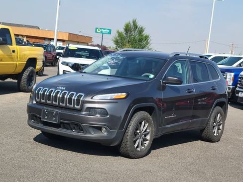 Used 2014 Jeep Cherokee Latitude w/ Trailer Tow Group AWD/4WD image 1
