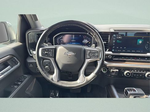 Used 2024 Chevrolet Silverado 1500 LT w/ Convenience Package II AWD/4WD image 9