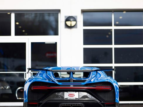 Used 2021 Bugatti Chiron Pur Sport image 41