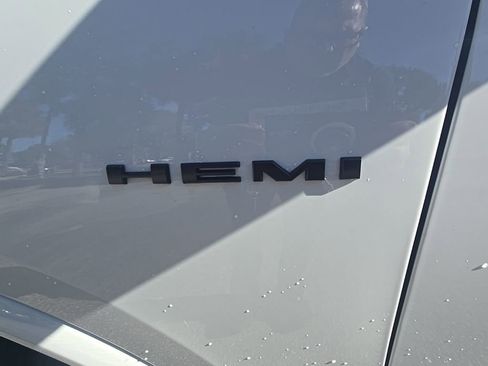 Used 2023 Dodge Durango R/T w/ Hemi Orange Plus Package image 41