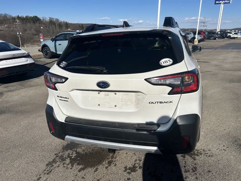Used 2021 Subaru Outback Limited w/ Popular Package #2 image 8