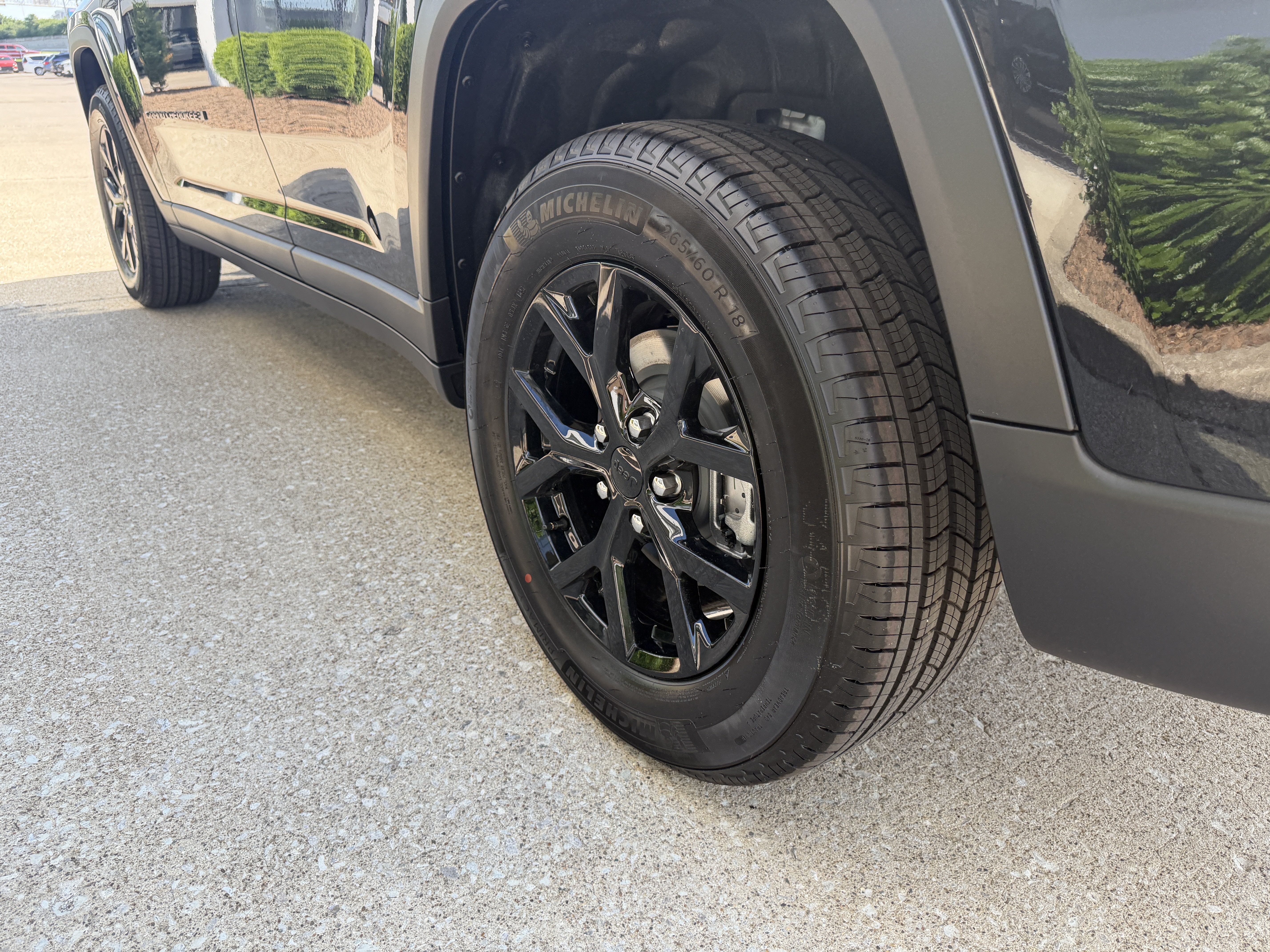New 2026 Jeep Grand Cherokee Altitude AWD/4WD image 14