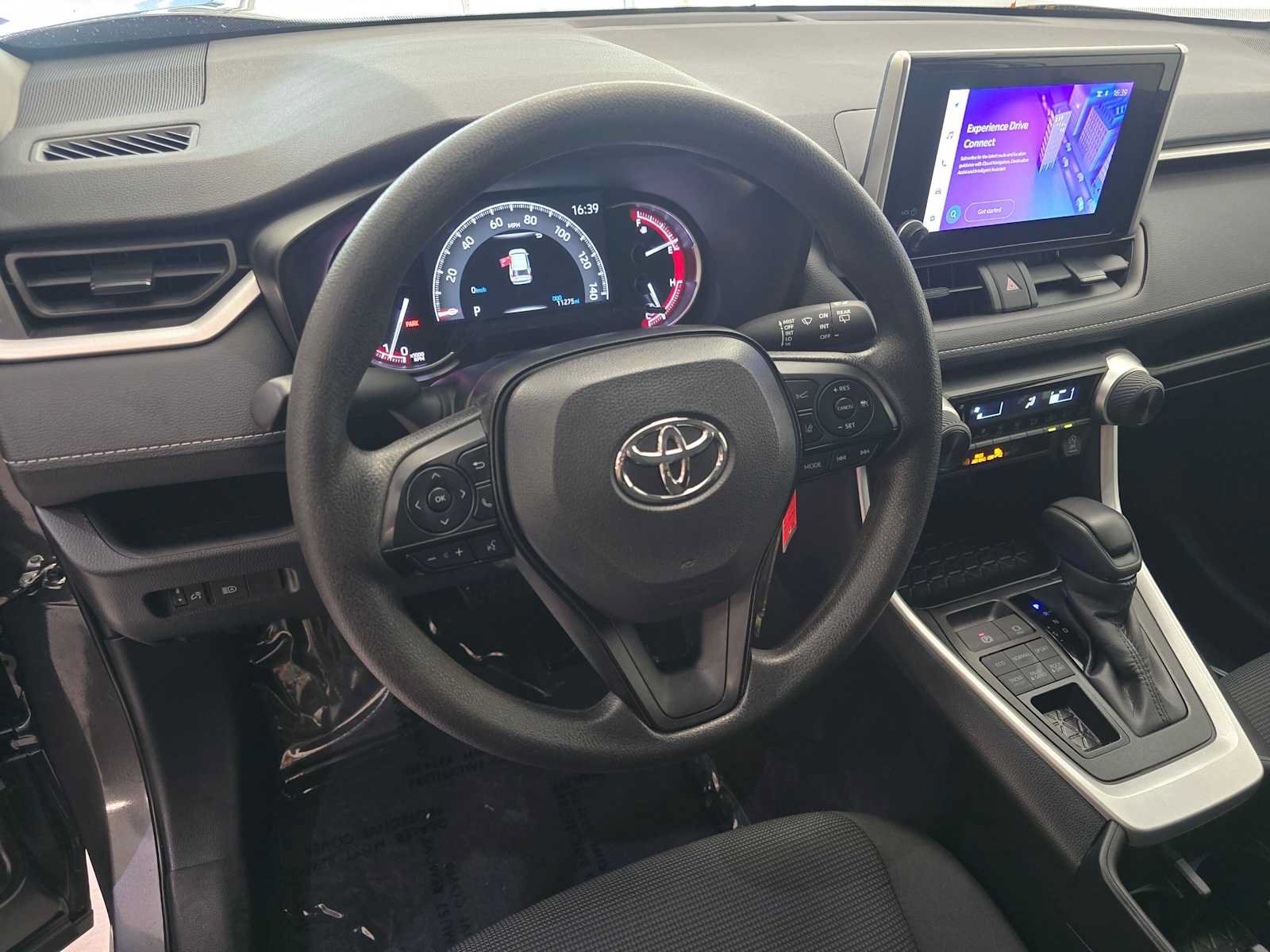 Certified 2025 Toyota RAV4 LE AWD/4WD image 2
