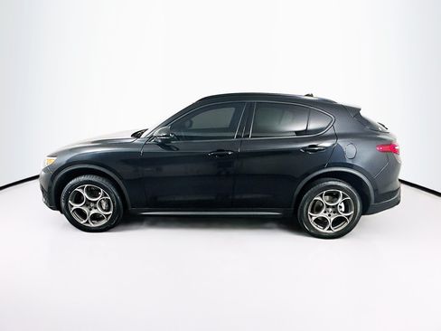 Used 2023 Alfa Romeo Stelvio Sprint RWD image 4