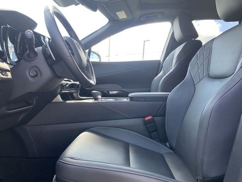 Certified 2025 Lexus RX 350 Premium w/ Accessory Package (Z1) image 14