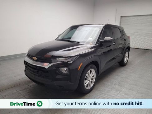 Used 2021 Chevrolet TrailBlazer LS FWD image 1