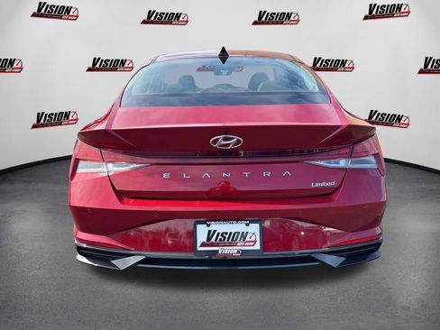 Used 2023 Hyundai Elantra Limited FWD image 2