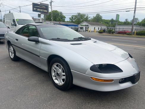 Used 1995 Chevrolet Camaro LT RWD image 7