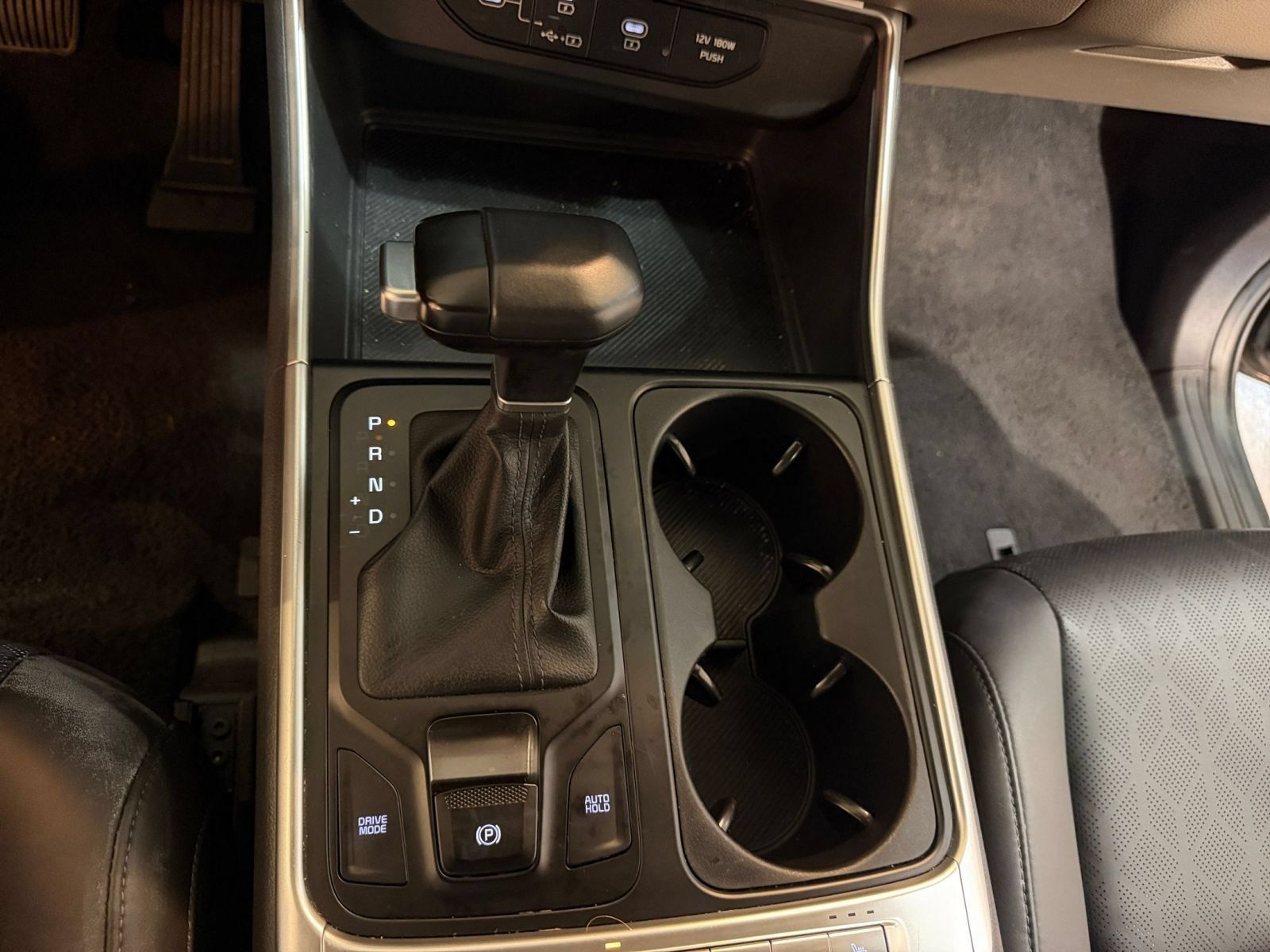 Used 2026 Kia Carnival FWD image 43