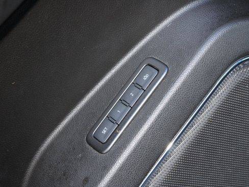 Used 2019 GMC Yukon XL SLT w/ Open Road Package image 25