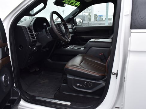 Used 2021 Ford Expedition King Ranch image 12