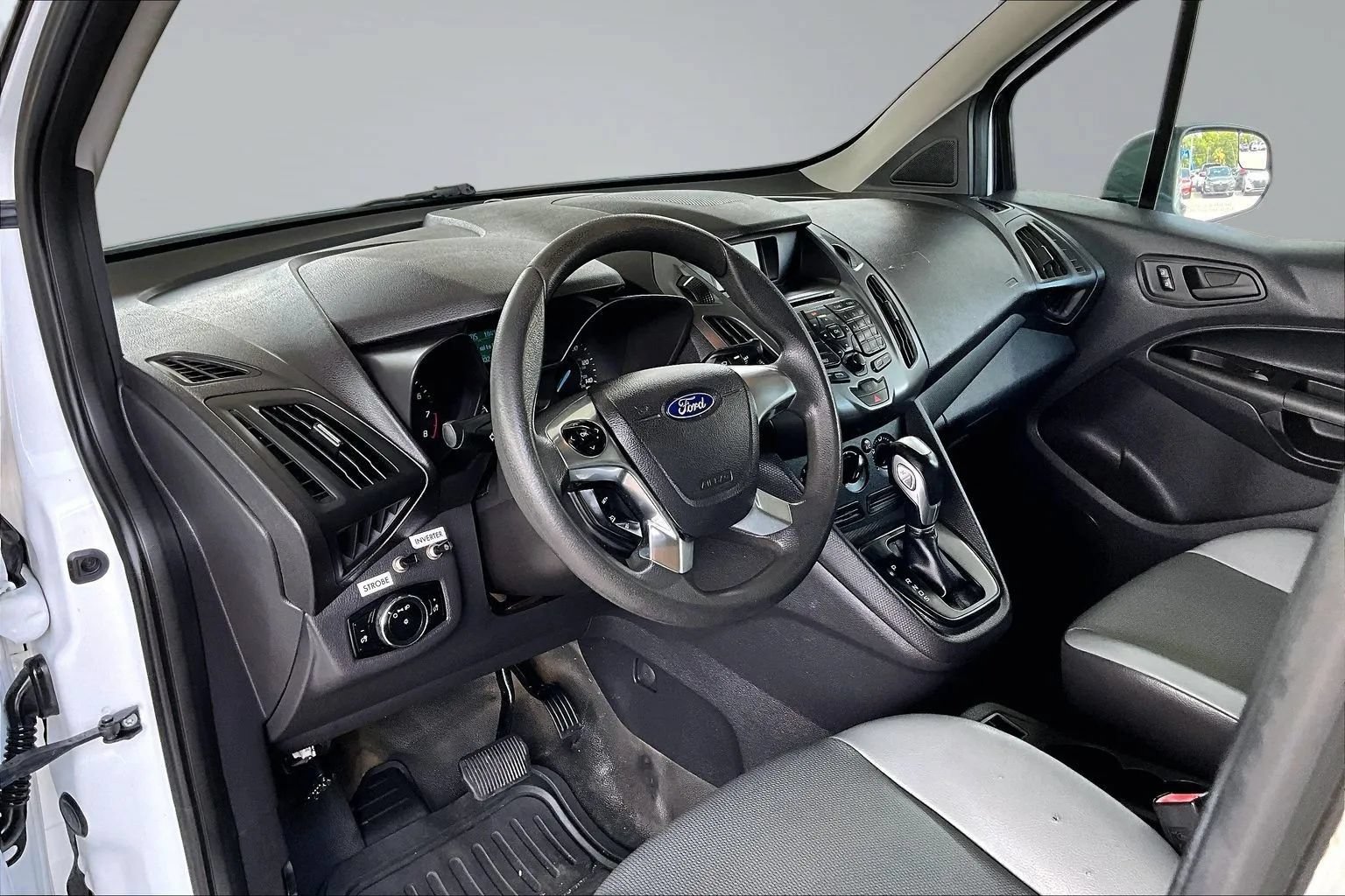 Used 2016 Ford Transit Connect XL FWD image 13