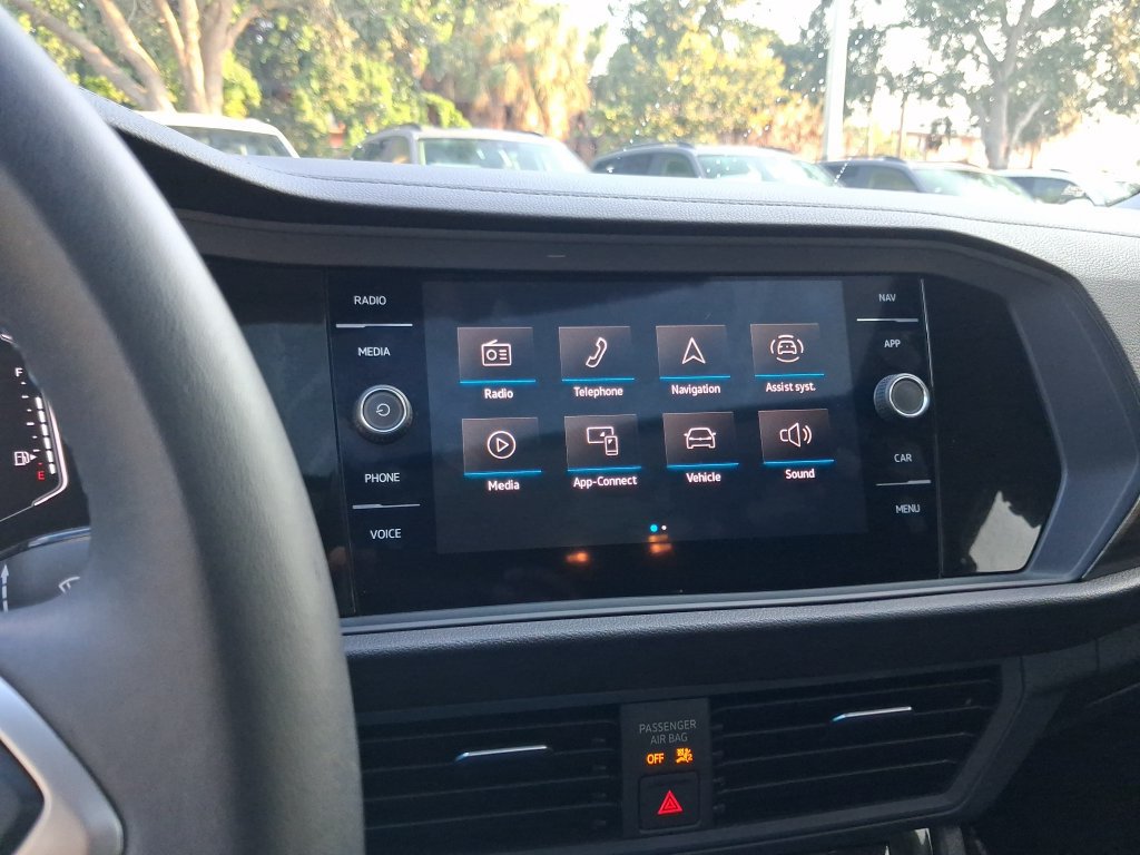 Certified 2024 Volkswagen Jetta SEL FWD image 22