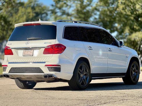 Used 2014 Mercedes-Benz GL 63 AMG 4MATIC image 4