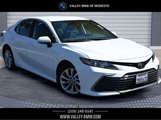 Used 2021 Toyota Camry LE image 1