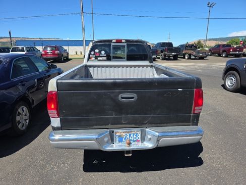 Used 1997 Dodge Dakota 4x4 Club Cab image 3