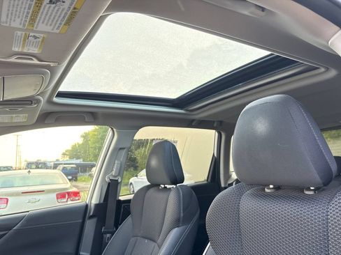 Used 2019 Subaru Forester Premium w/ All-Weather Package AWD/4WD image 3