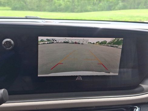 Certified 2024 Buick Envista Sport Touring FWD image 18