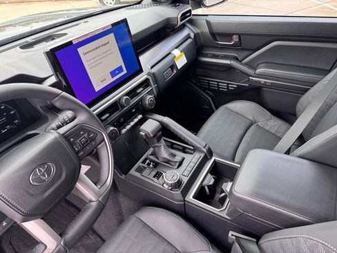 New 2026 Toyota 4Runner TRD Off-Road Premium AWD/4WD image 9