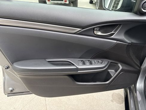 Used 2020 Honda Civic Sport image 17