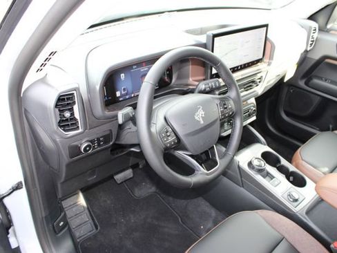 New 2026 Ford Bronco Sport Outer Banks w/ Outer Banks Tech Package+ AWD/4WD image 7