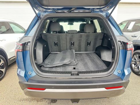 Used 2025 Chevrolet Equinox LT image 31