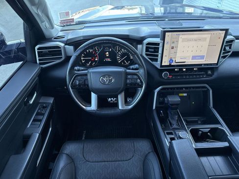 Used 2022 Toyota Tundra Limited image 12