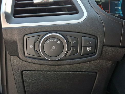 Used 2022 Ford Edge SEL w/ Convenience Package AWD/4WD image 26