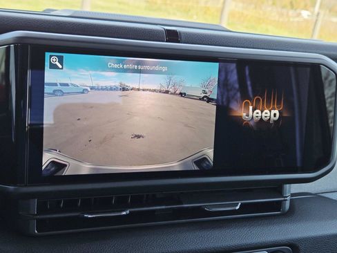New 2026 Jeep Gladiator Sport AWD/4WD image 28