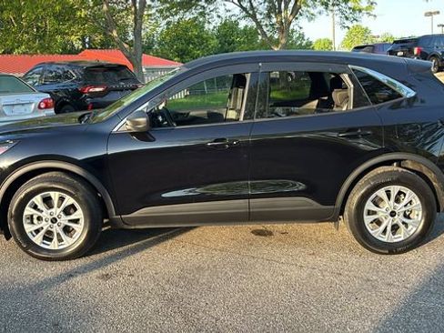 Used 2023 Ford Escape Active AWD/4WD image 4
