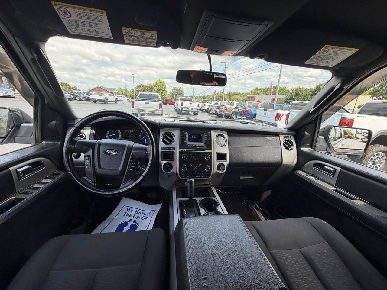 Used 2017 Ford Expedition XLT AWD/4WD image 11