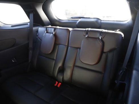 Used 2021 Ford Explorer Platinum w/ Equipment Group 601A image 19