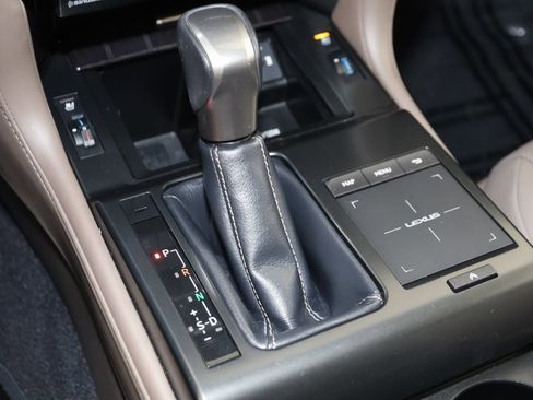 Used 2022 Lexus GX 460 Premium image 7