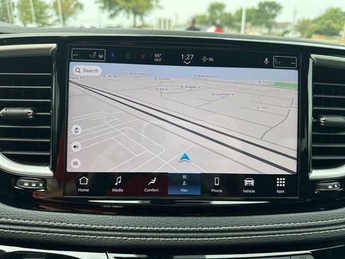 New 2026 Chrysler Pacifica Select image 73