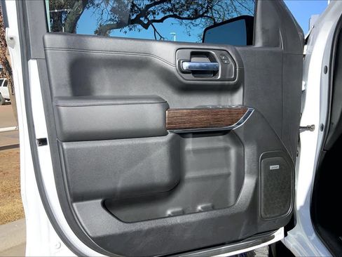 Used 2020 GMC Sierra 1500 Elevation w/ Elevation Value Package image 21