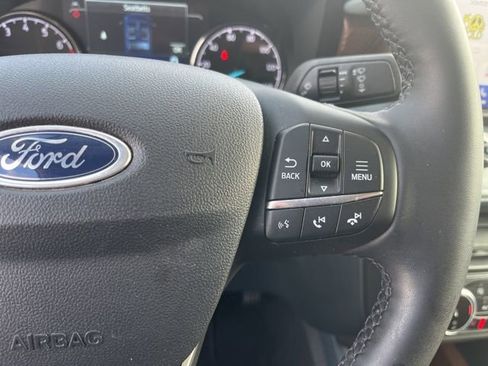 Used 2024 Ford Maverick Lariat image 19