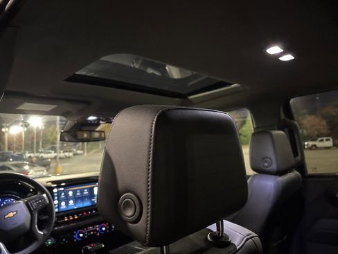 Used 2022 Chevrolet Silverado 1500 LTZ image 22