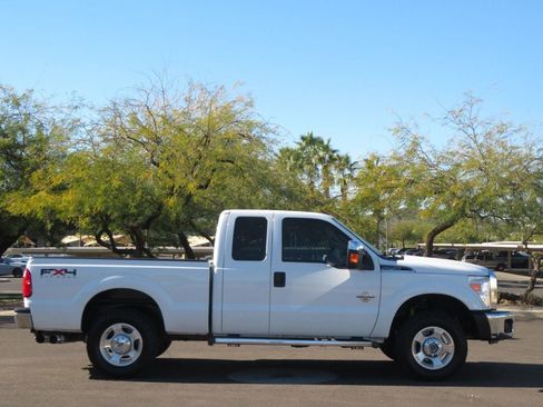 Used 2011 Ford F250 XLT w/ XLT Premium Pkg image 3