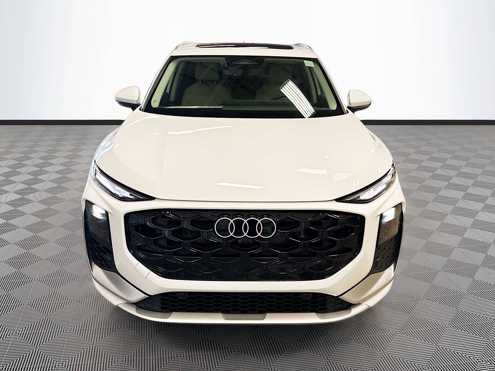 Certified 2026 Audi Q3 quattro 2.0T w/ Driver Assistance Package AWD/4WD image 2
